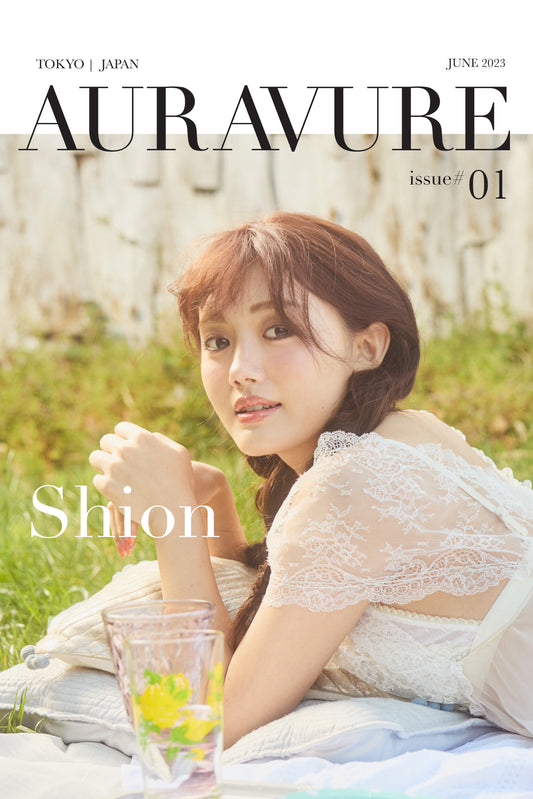 Auravure Magazine #1 Tachibana Shion